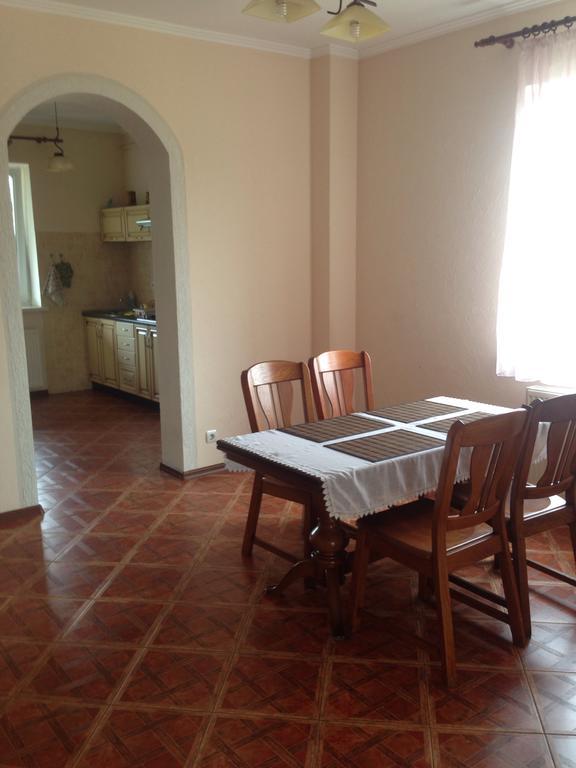 Appartamento Panorama Townhouse Polyana  Esterno foto